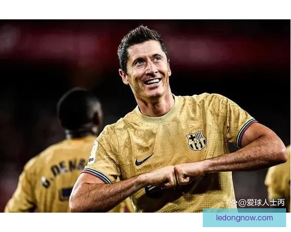 穆里奇神奇表现助力巴萨夺西甲冠军逆袭皇马荣耀时刻