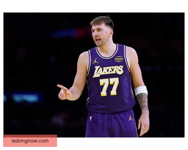 东契奇疯狂三月数据惊人能否压倒文班亚历山大荣膺月最佳